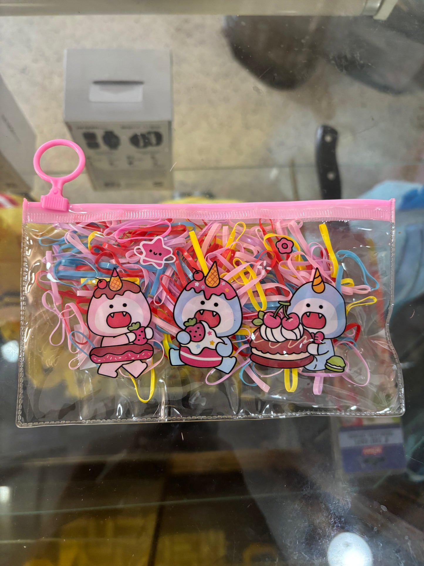 COLORFUL RUBBER BANDS POUCH