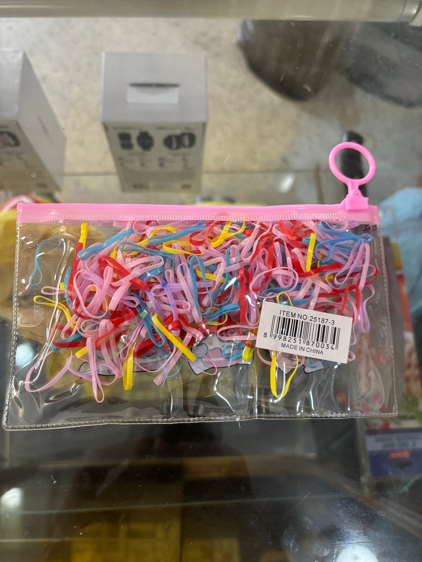 COLORFUL RUBBER BANDS POUCH