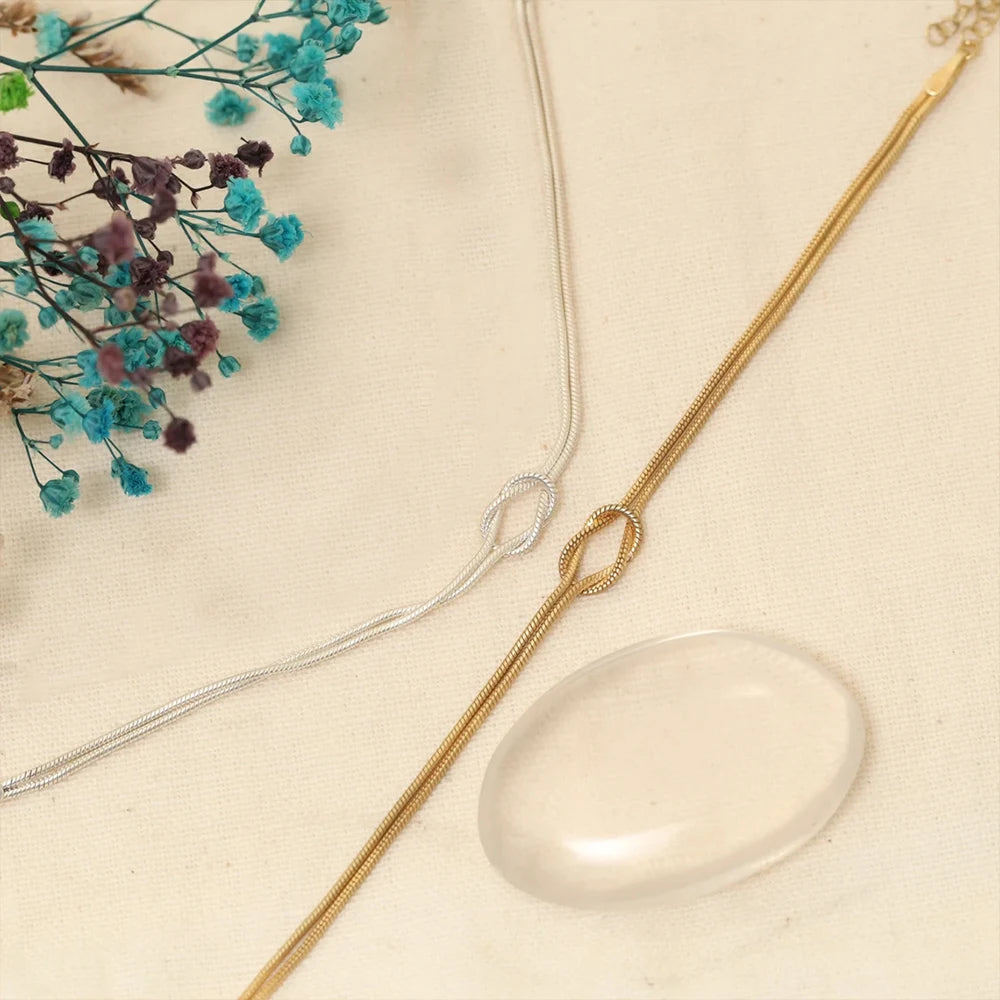 eManco Delicate Round Snake Chain Knotted Couple Friendship Bracelet Stainless Steel Gold-Plated Fashion Jewelry Wholesale