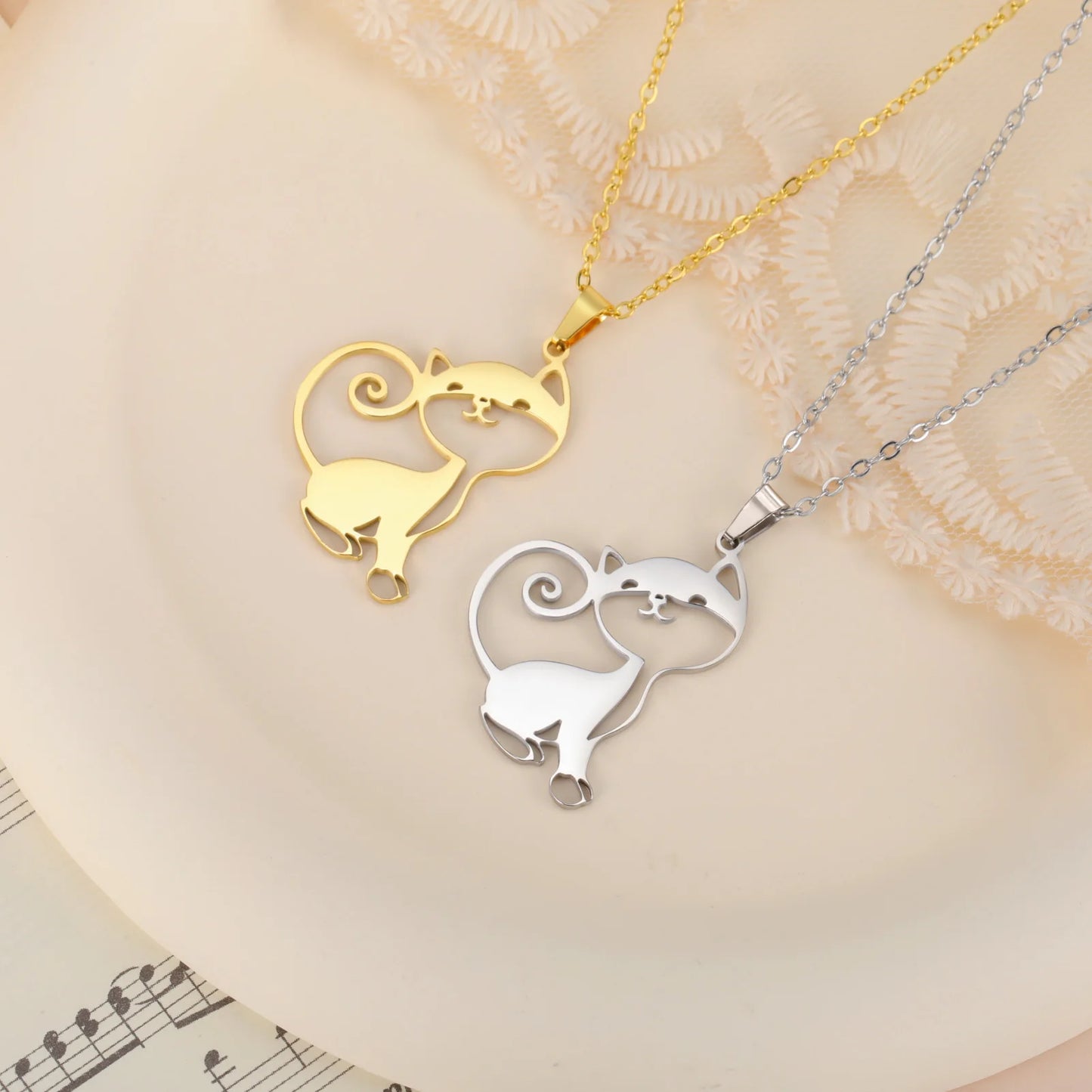 Cazador Stainless Steel Lovely Cat Necklace Jewelry Animal Kitten Pet Pendant Necklaces for Women Birthday Christmas Gift 2024